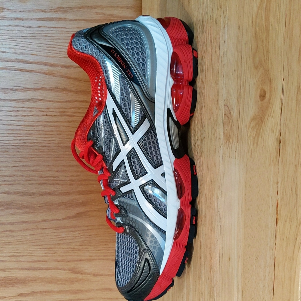 ASICS Gel Nimbus 13, Size 9, new in box